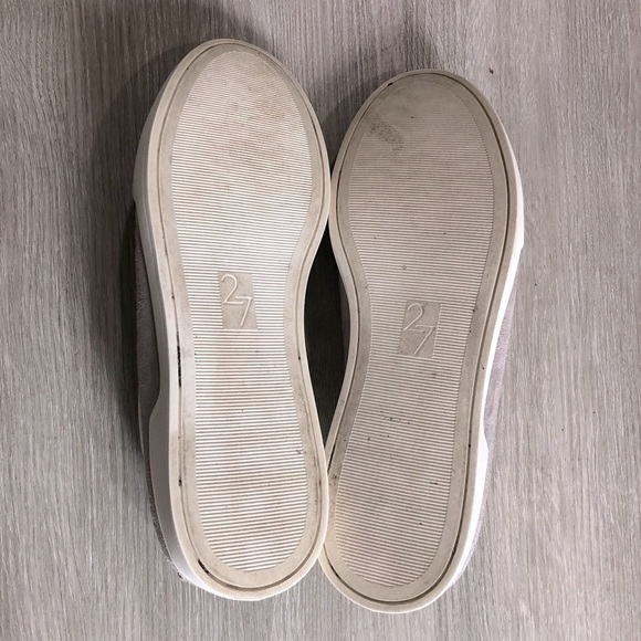 27 EDIT Naturalizer Women's White cream and tan Valarie Slip-on Sneaker size 9 - Picture 7 of 7